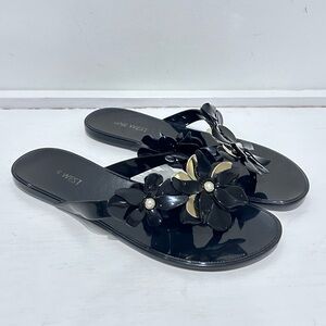 Nine West Women Black Gold Floral Jelly Thong Flip Floral Slip On Sandals Size 7